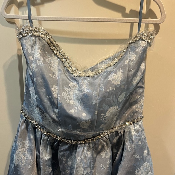 ✨NWT Never Worn V. Chapman Lucia Dress✨ - Picture 7 of 10